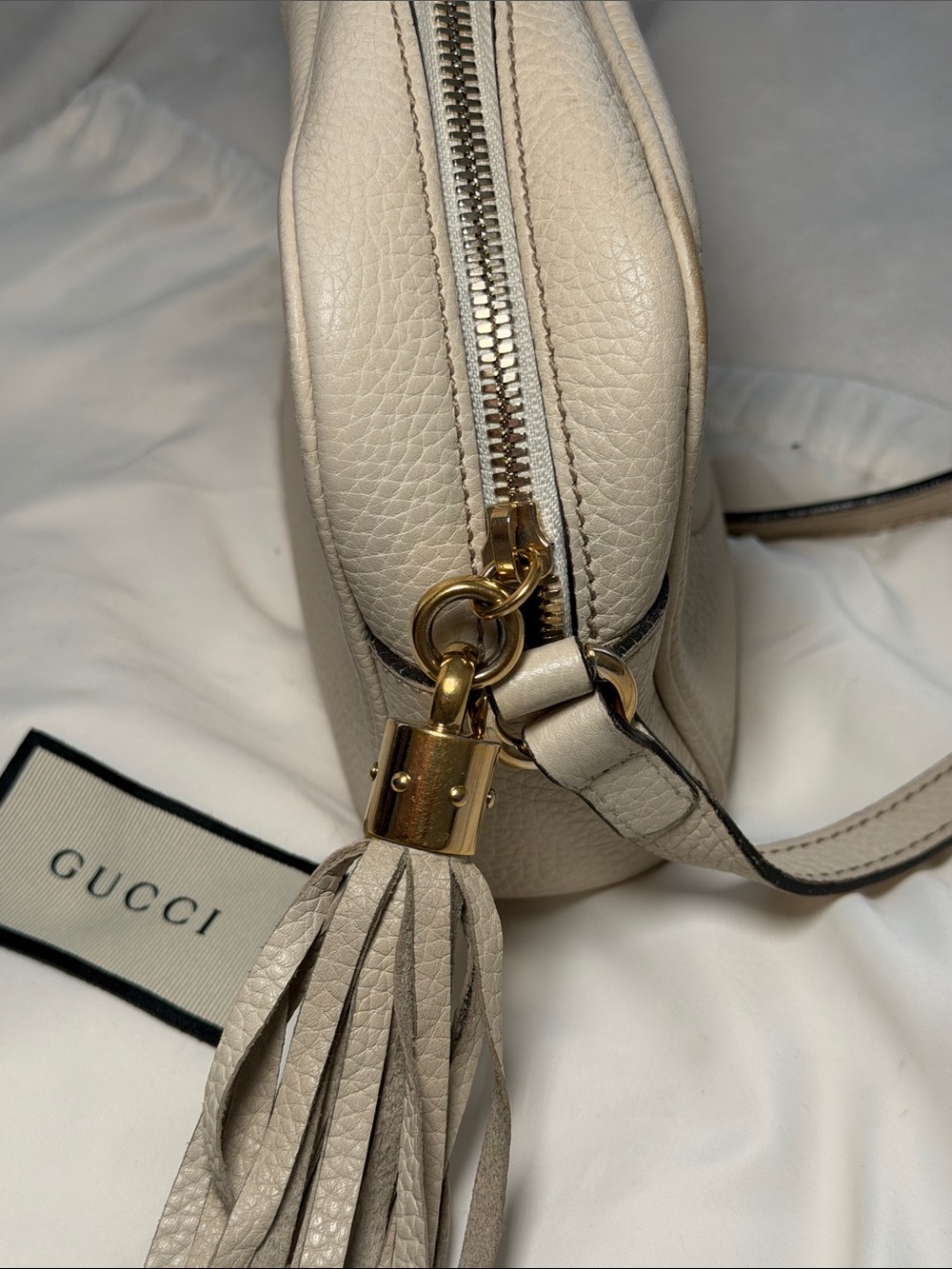 Gucci Women's Off-White Soho Leather Disco Bag with Tassel - Picture 6 of 7